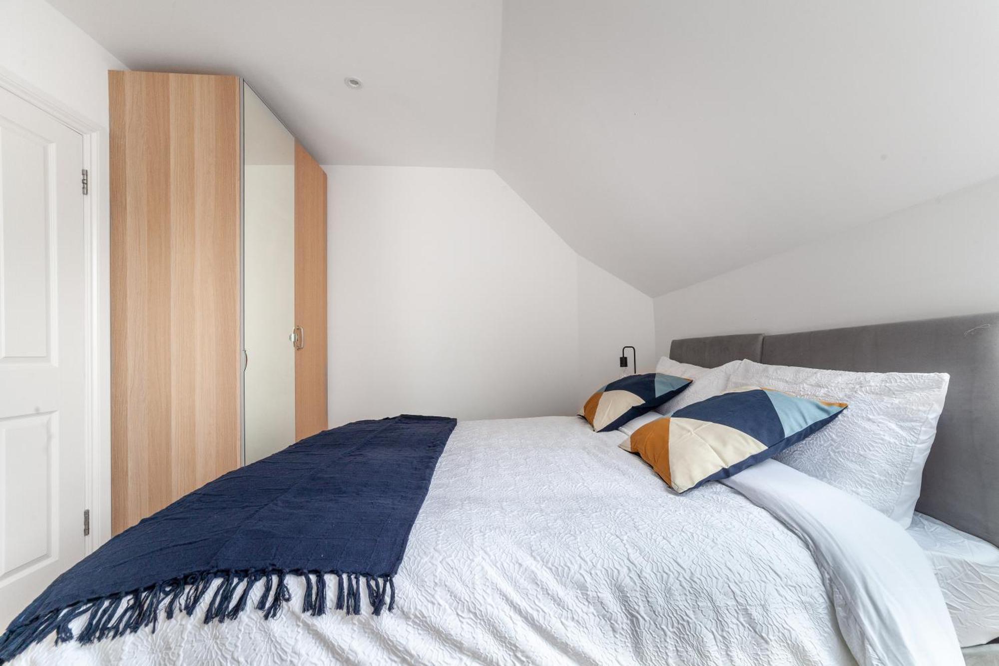 Great 1 Bedroom In Hounslow With Free Parking Abbey Wood Eksteriør bilde